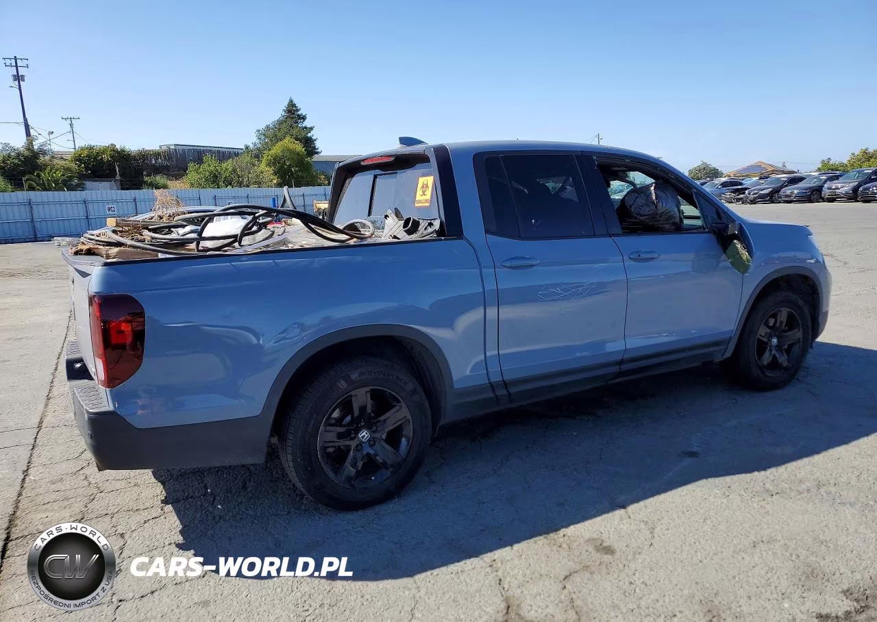 2023 Honda Ridgeline Black Edition VIN:5FPYK3F85PB045093 - 3