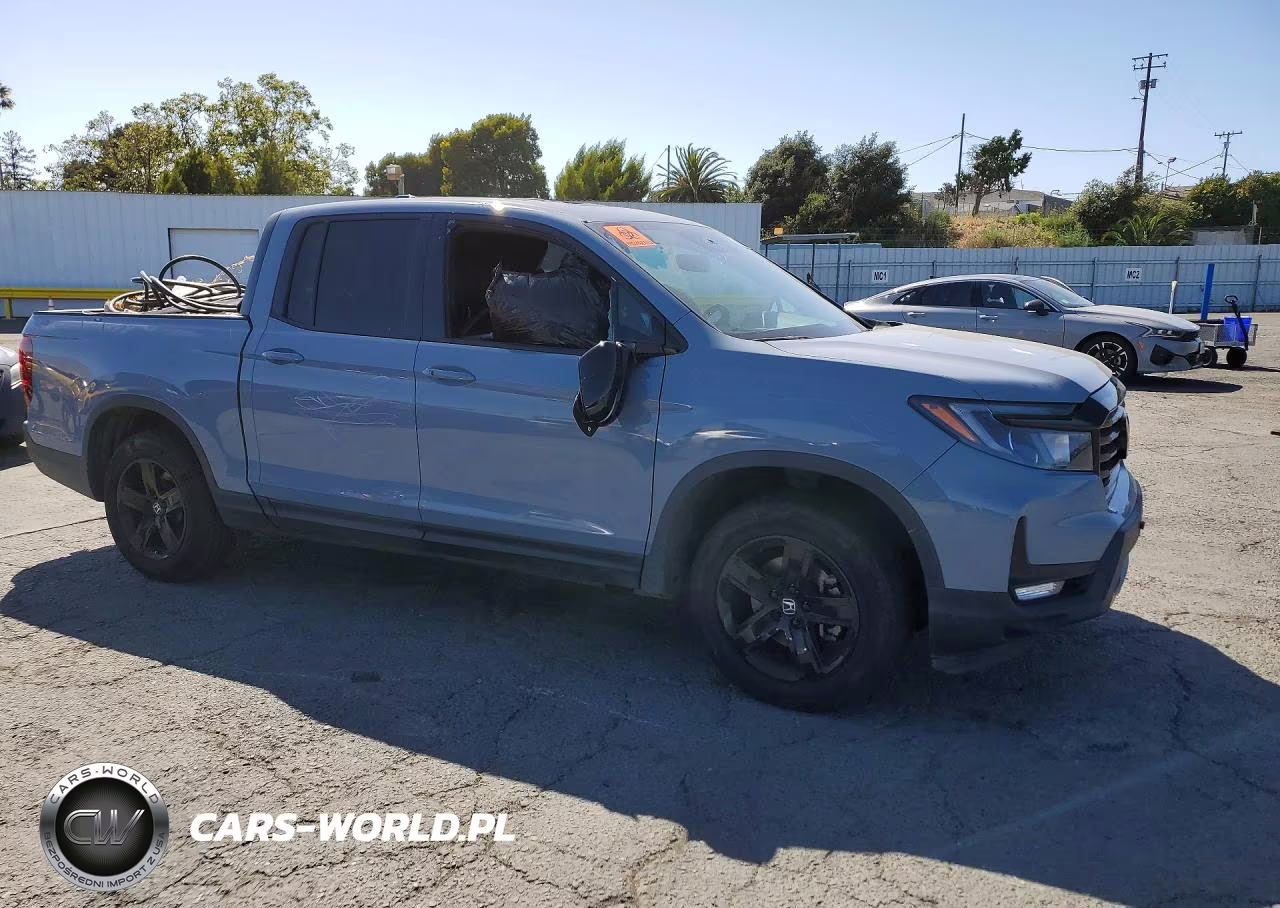 2023 Honda Ridgeline Black Edition VIN:5FPYK3F85PB045093 - 4