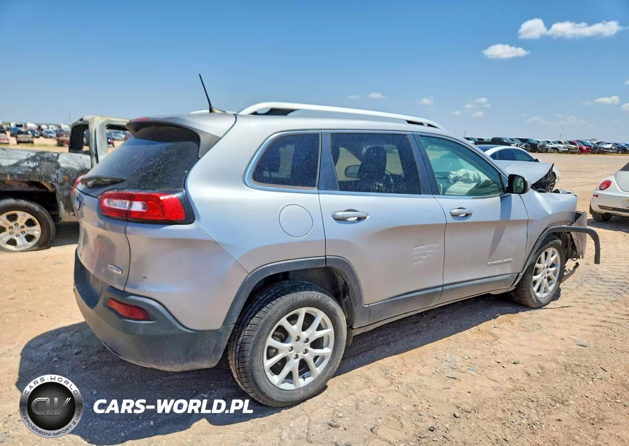 2017 Jeep Cherokee Latitude VIN:1C4PJLCB4HW642515 - 3