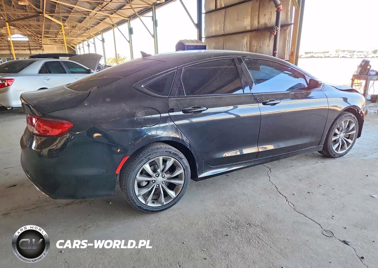 2015 Chrysler 200 S VIN:1C3CCCBG4FN601248 - 3