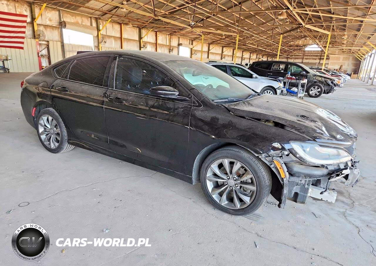 2015 Chrysler 200 S VIN:1C3CCCBG4FN601248 - 4