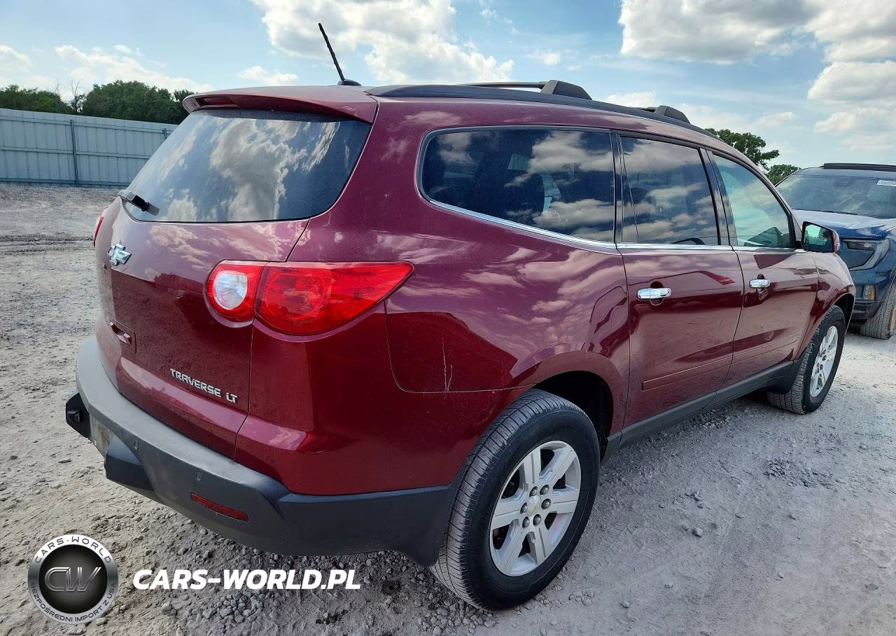 2011 Chevrolet Traverse Lt VIN:1GNKRGED5BJ181877 - 3