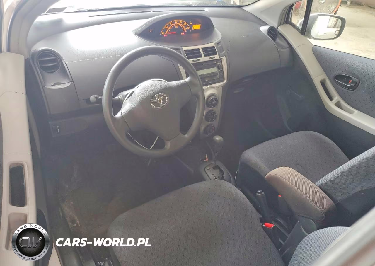 2009 Toyota Yaris Base VIN:JTDJT903X95261856 - 8