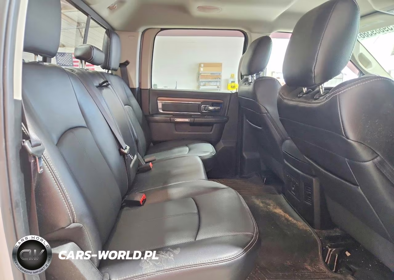 2018 Ram 1500 Laramie 4X4 5'7 Box VIN:1C6RR7NM5JS238568 - 10