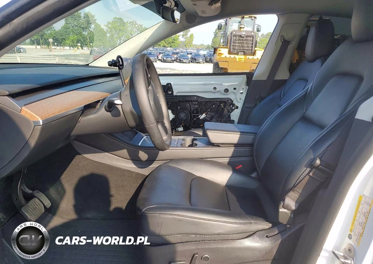 2021 Tesla Model Y VIN:5YJYGDEE8MF185027 - 7