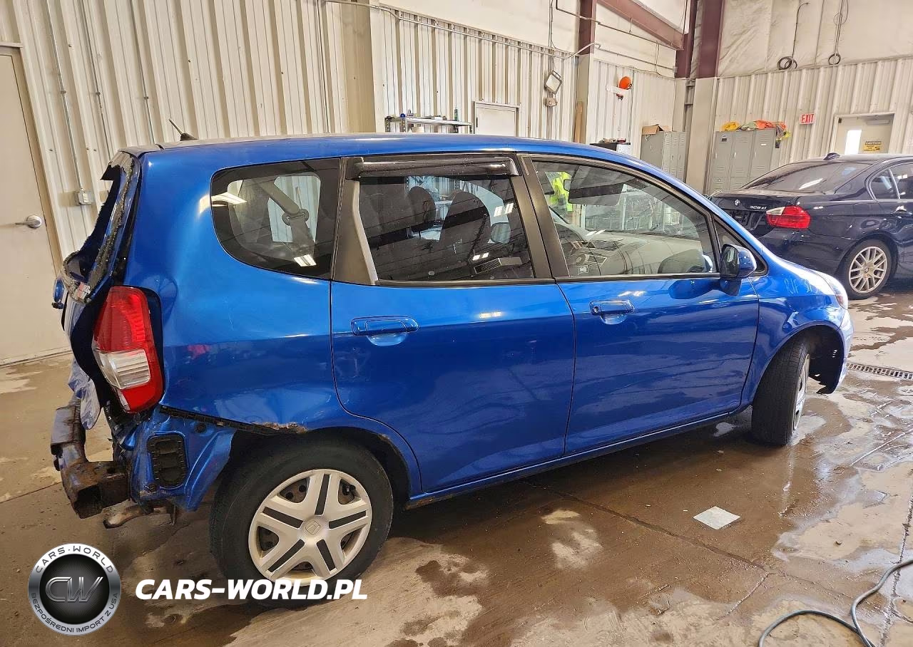 2008 Honda Fit VIN:JHMGD38448S046120 - 3