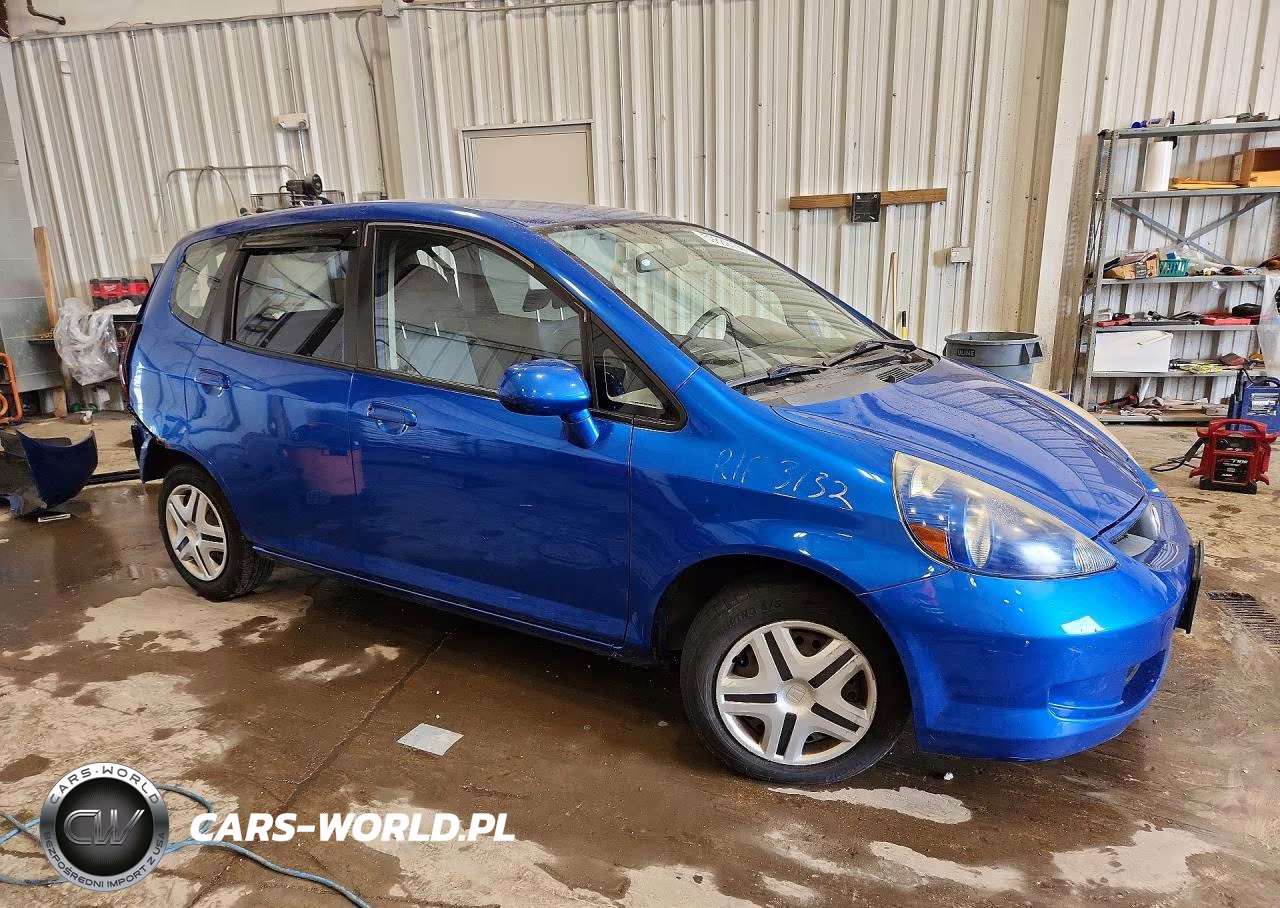 2008 Honda Fit VIN:JHMGD38448S046120 - 4