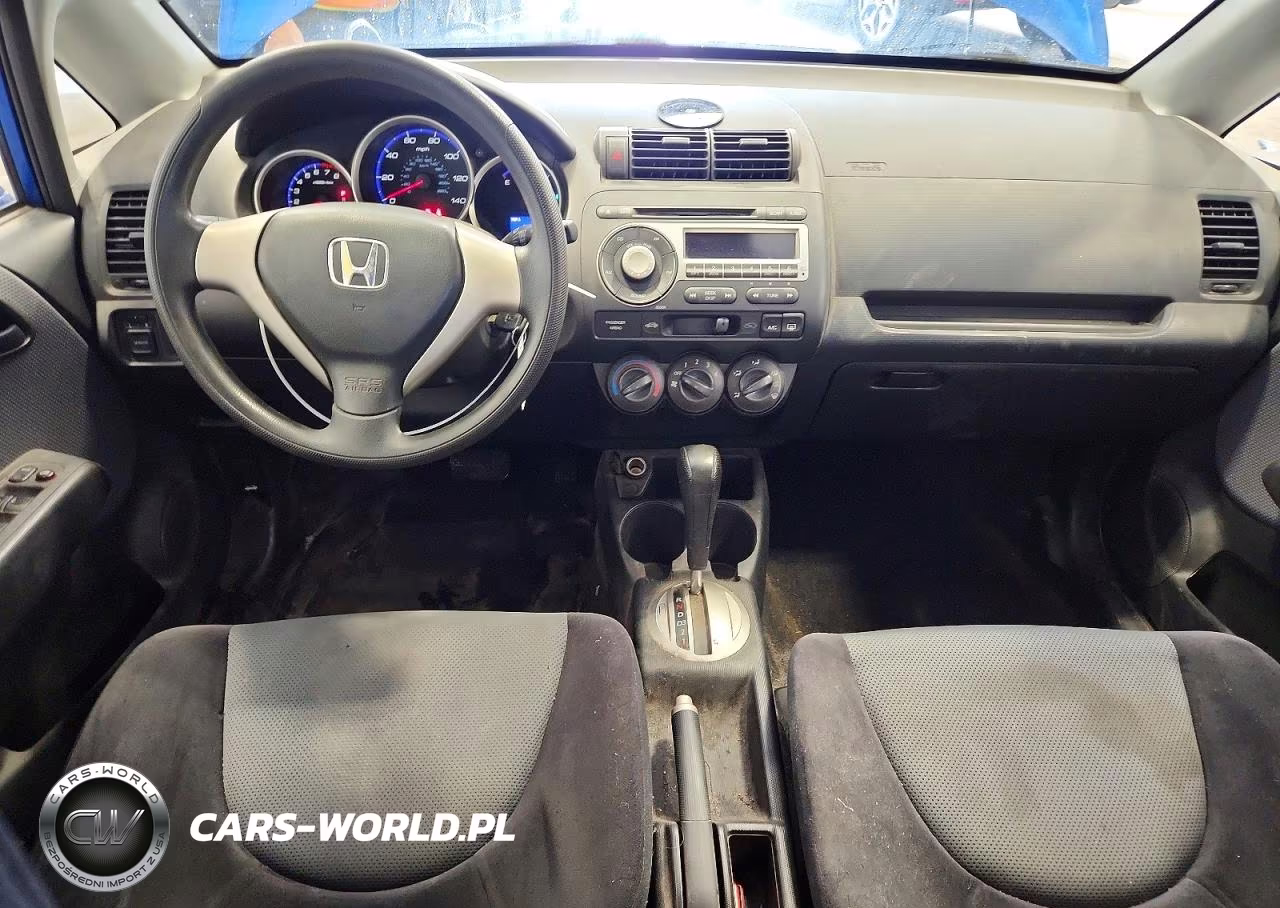 2008 Honda Fit VIN:JHMGD38448S046120 - 8