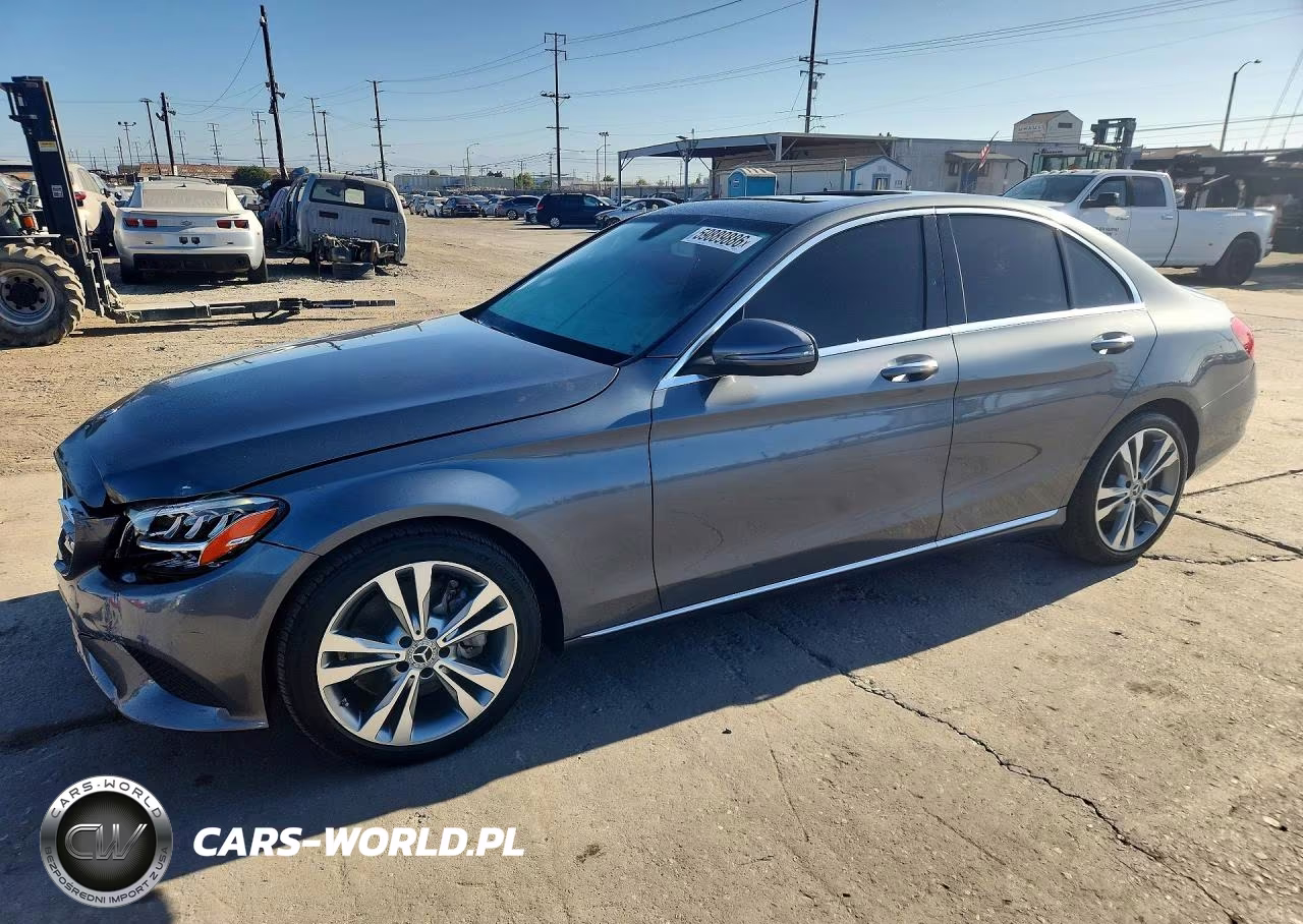 2019 Mercedes-Benz C 300