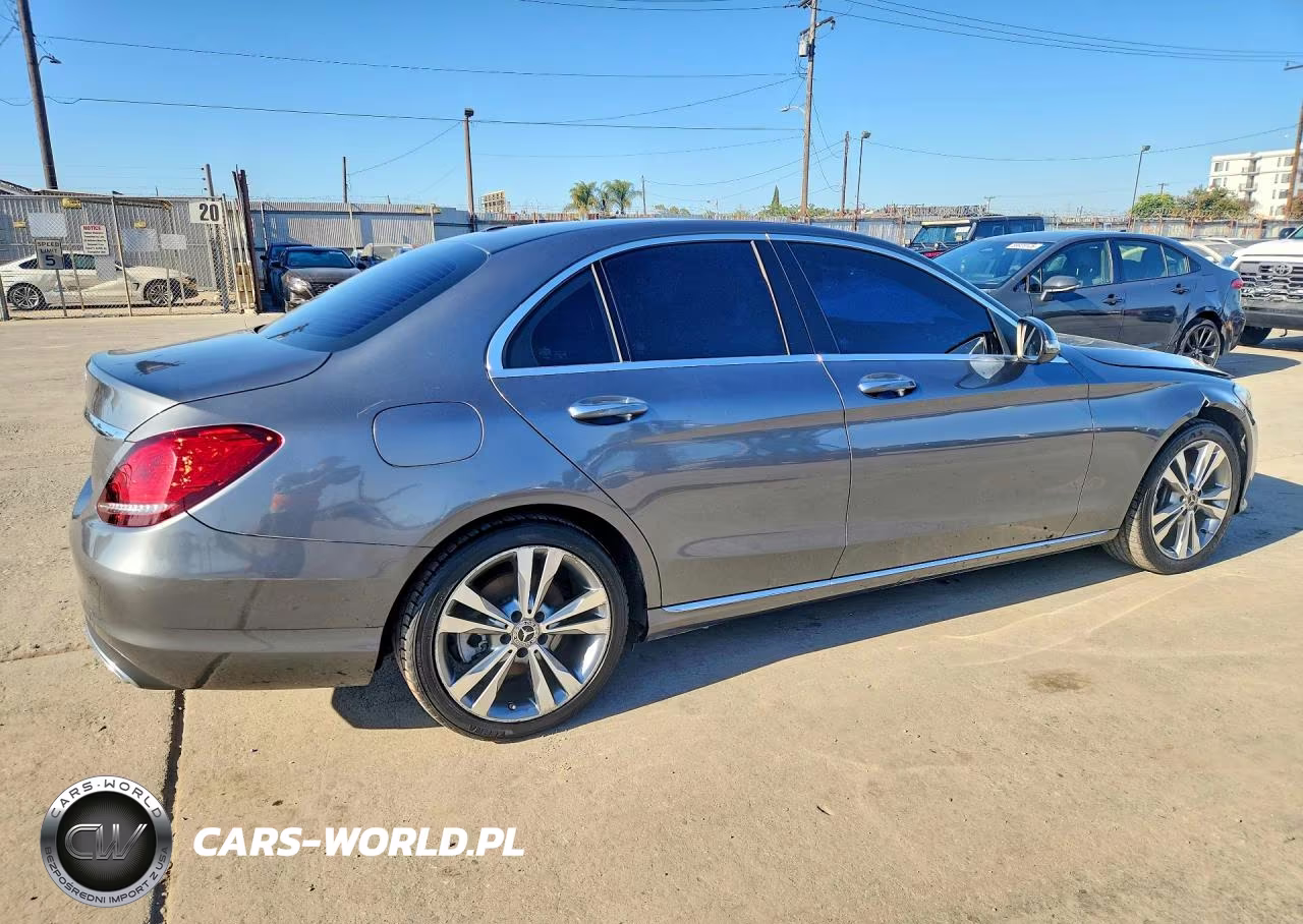 2019 Mercedes-Benz C 300 VIN:55SWF8DB1KU286799 - 3