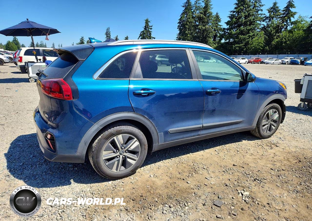 2021 Kia Niro Lxs VIN:KNDCB3LC3M5470997 - 3
