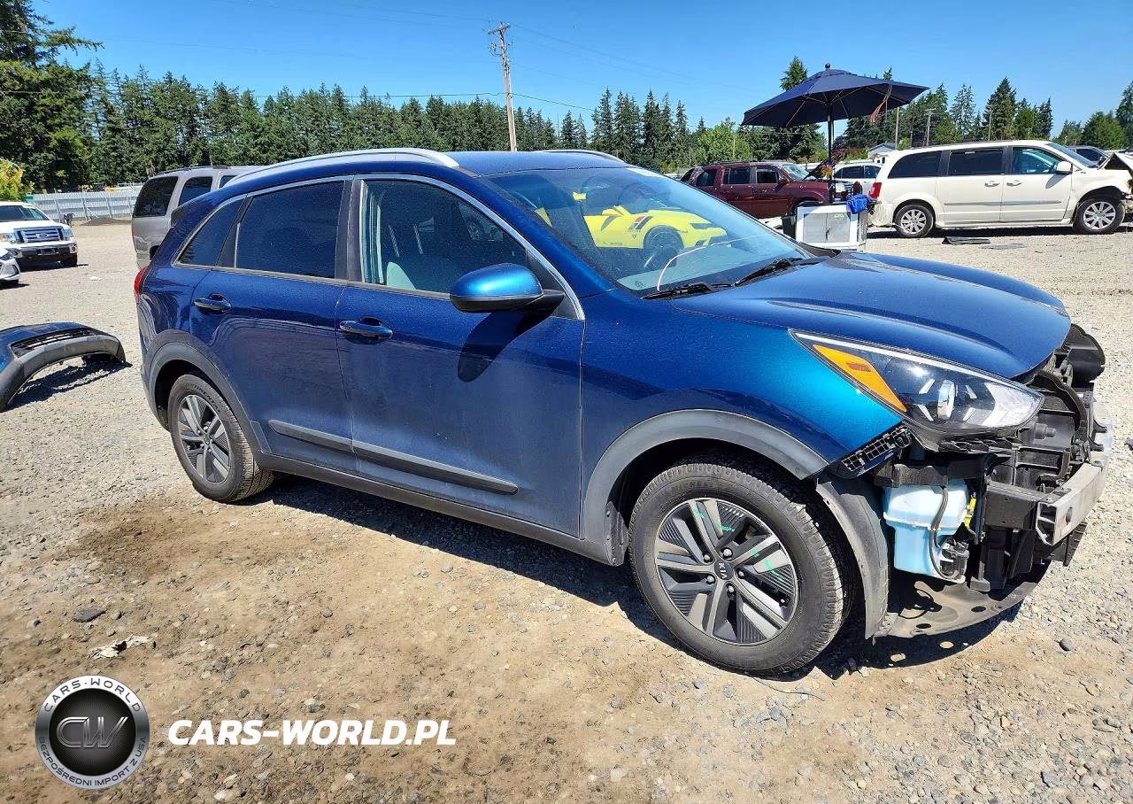 2021 Kia Niro Lxs VIN:KNDCB3LC3M5470997 - 4