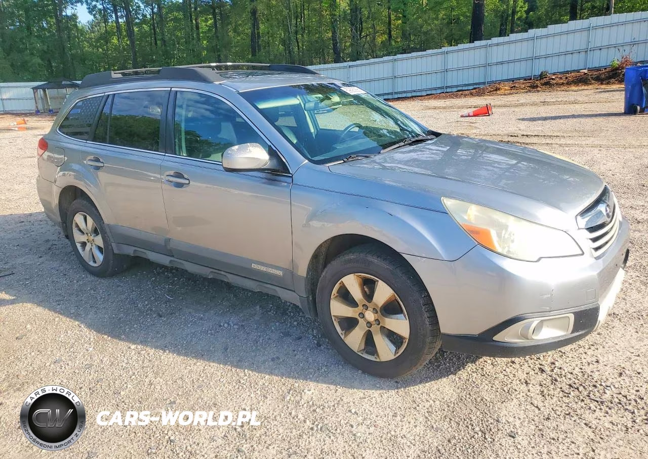 2010 Subaru Outback 2.5I Limited VIN:4S4BRBKC3A3335492 - 4