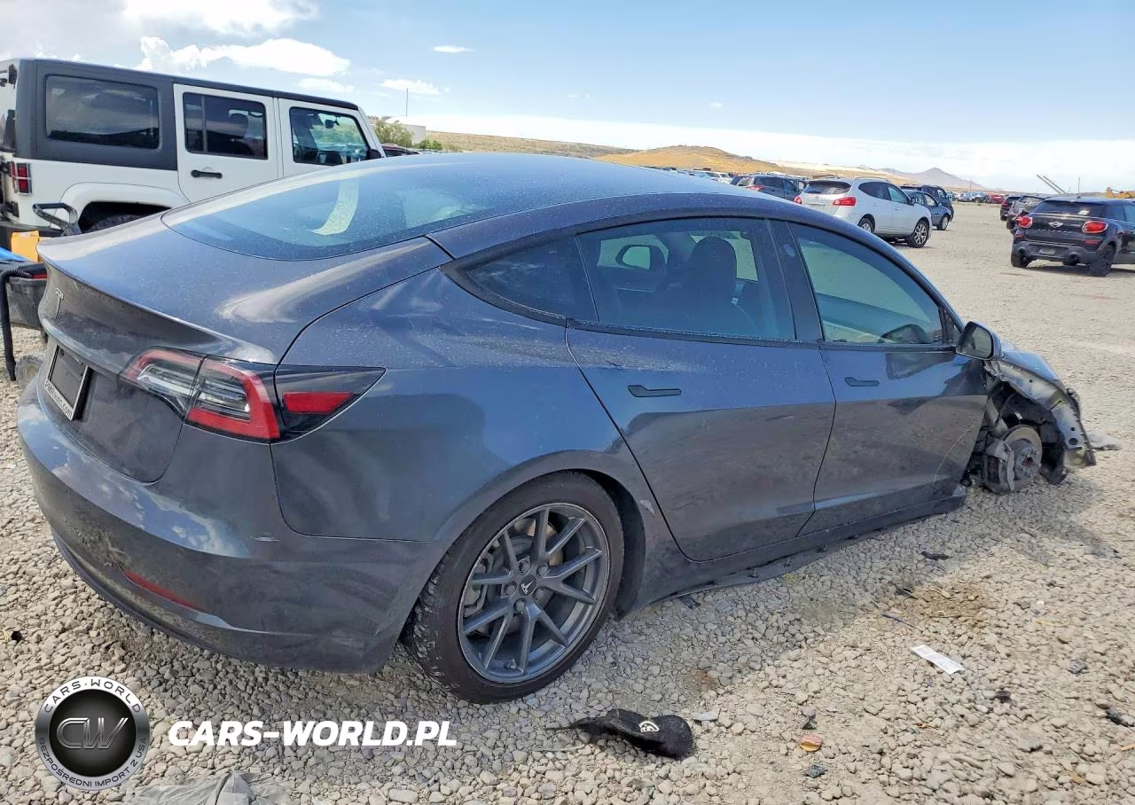 2022 Tesla Model 3 VIN:5YJ3E1EA0NF194415 - 3