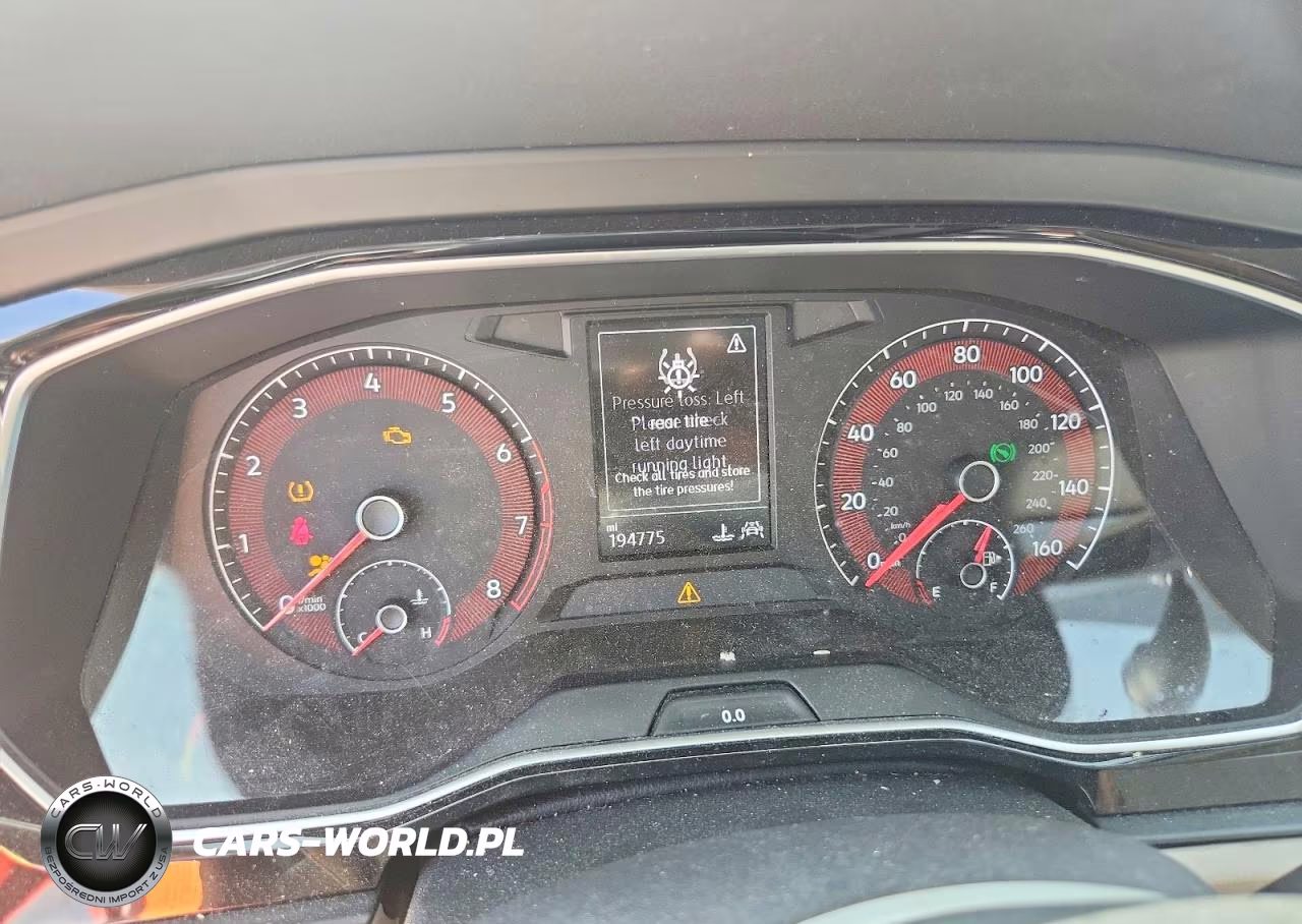 2019 Volkswagen Jetta S VIN:3VWCB7BU2KM204151 - 9