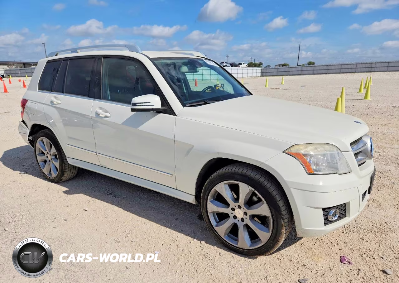 2011 Mercedes-Benz Glk 350 VIN:WDCGG5GB8BF642779 - 4