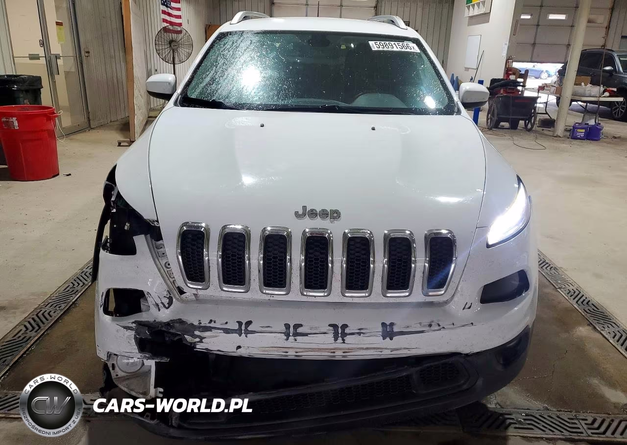 2015 Jeep Cherokee Latitude VIN:1C4PJLCB9FW628008 - 5