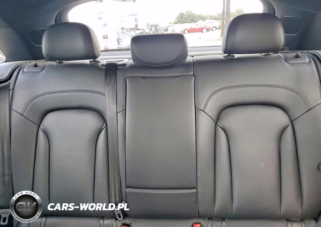 2018 Audi Q3 Premium VIN:WA1ECCFS9JR018222 - 10