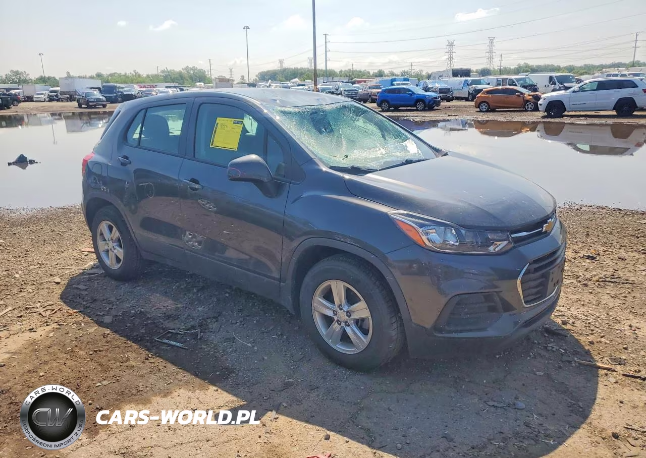 2019 Chevrolet Trax Ls VIN:3GNCJKSB3KL233954 - 4