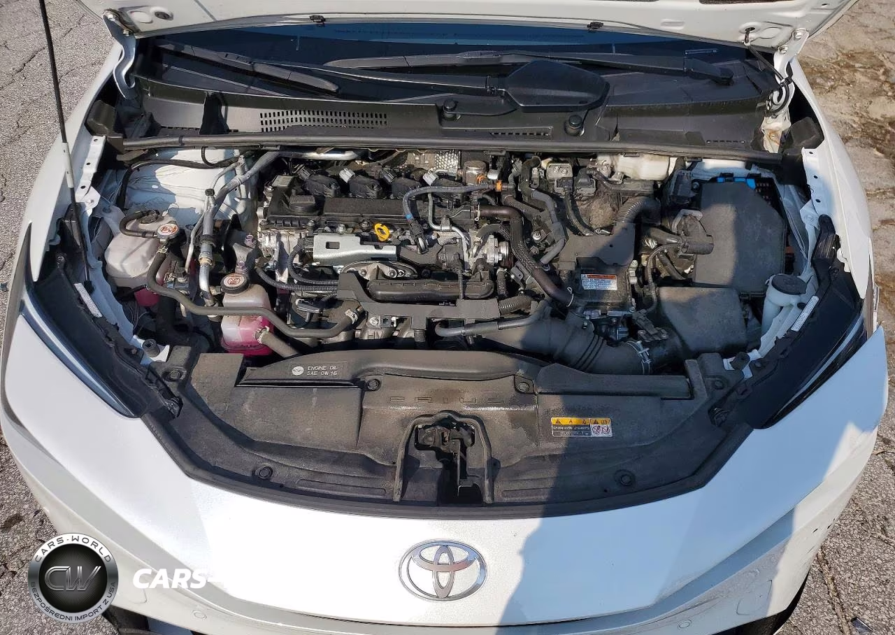 2024 Toyota Prius Limited VIN:JTDADABUXR3014577 - 11