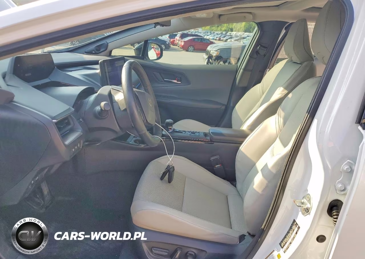 2024 Toyota Prius Limited VIN:JTDADABUXR3014577 - 7