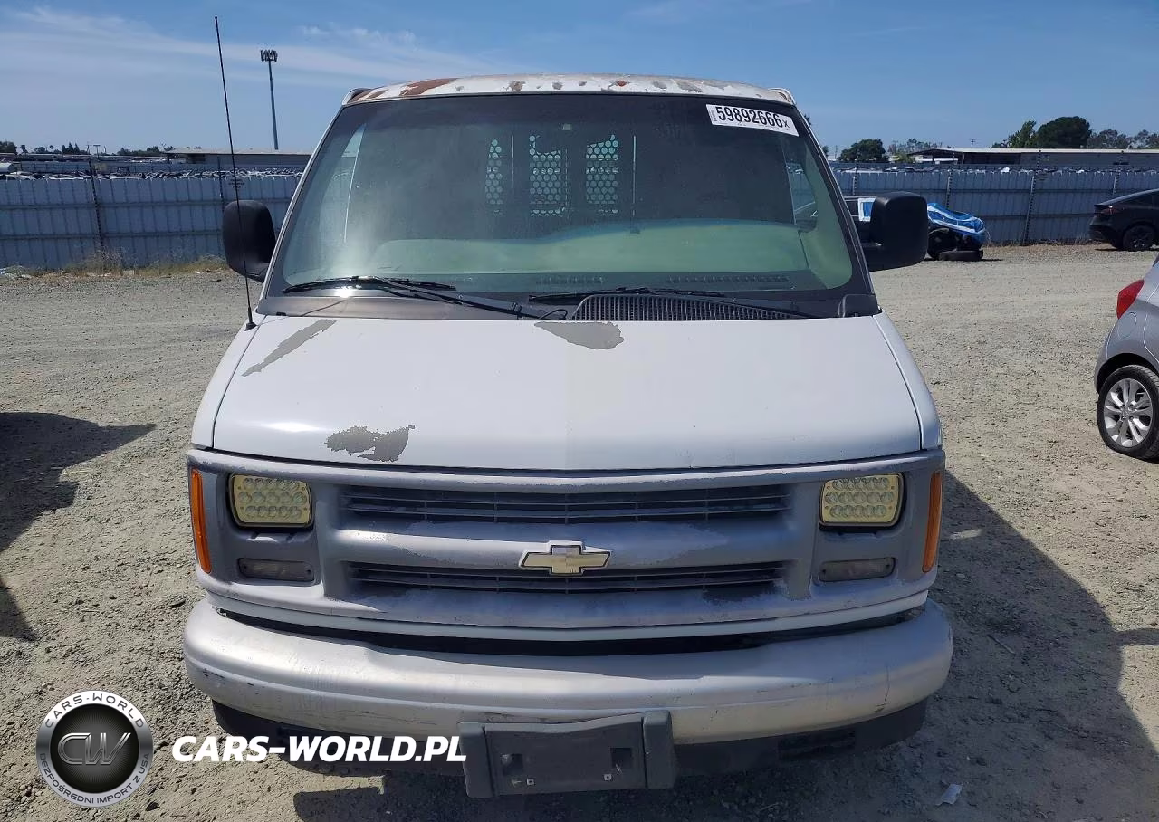 2001 Chevrolet Express G2500 VIN:1GCFG25W311140778 - 5