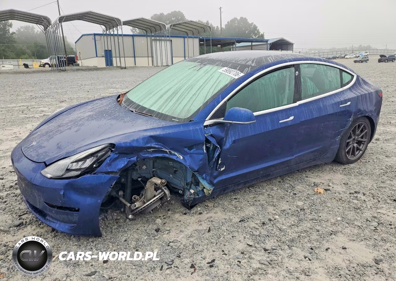 2020 Tesla Model 3 – zdjęcie 1 z 12