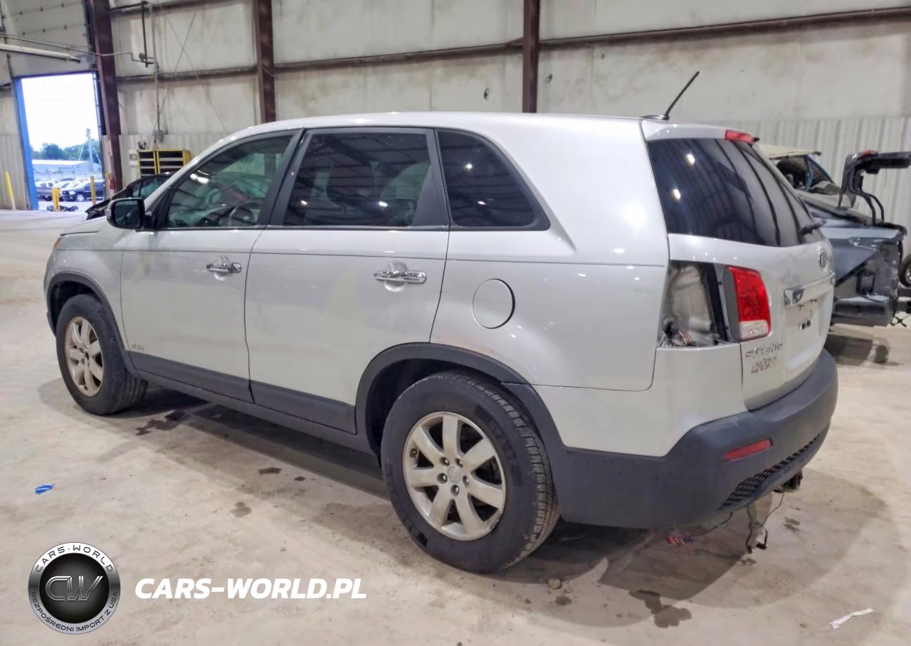 2013 Kia Sorento VIN:5XYKTDA61DG370951 - 2