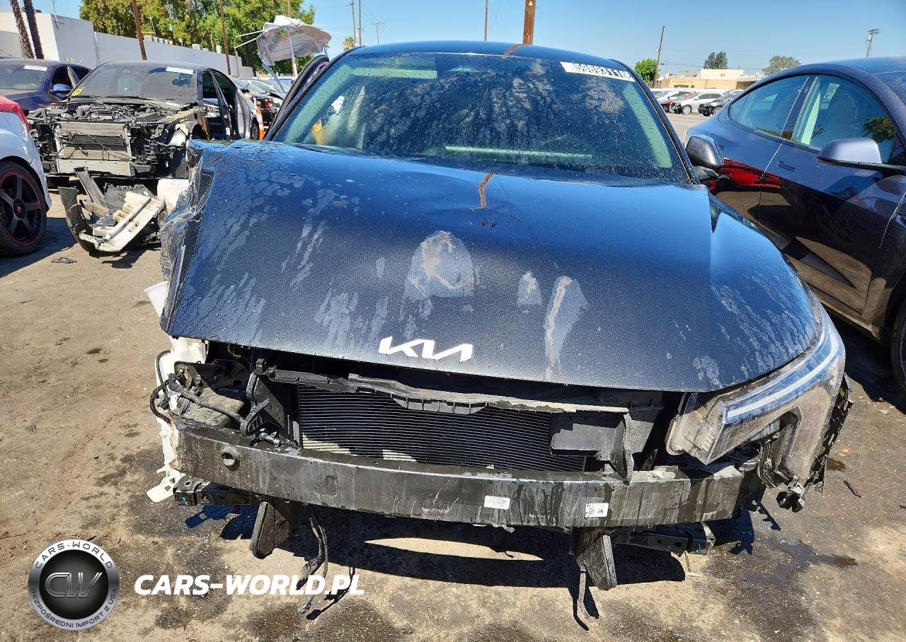 2025 Kia K4 Lxs VIN:3KPFT4DE5SE070151 - 5