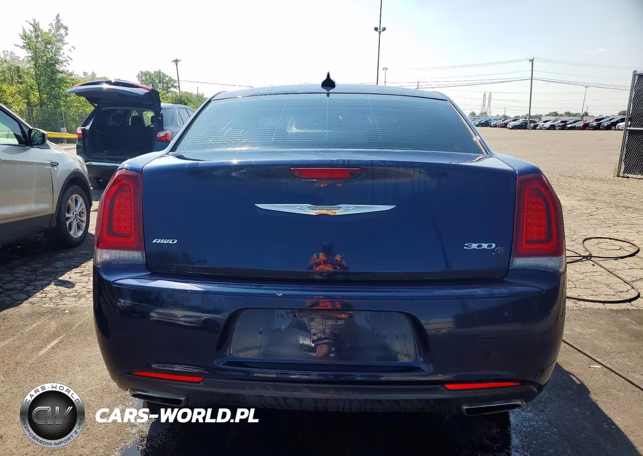 2016 Chrysler 300 S VIN:2C3CCAGGXGH224996 - 6