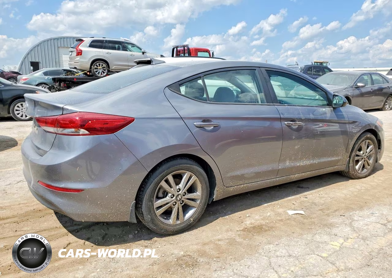 2018 Hyundai Elantra Value Edition VIN:5NPD84LF4JH321819 - 3