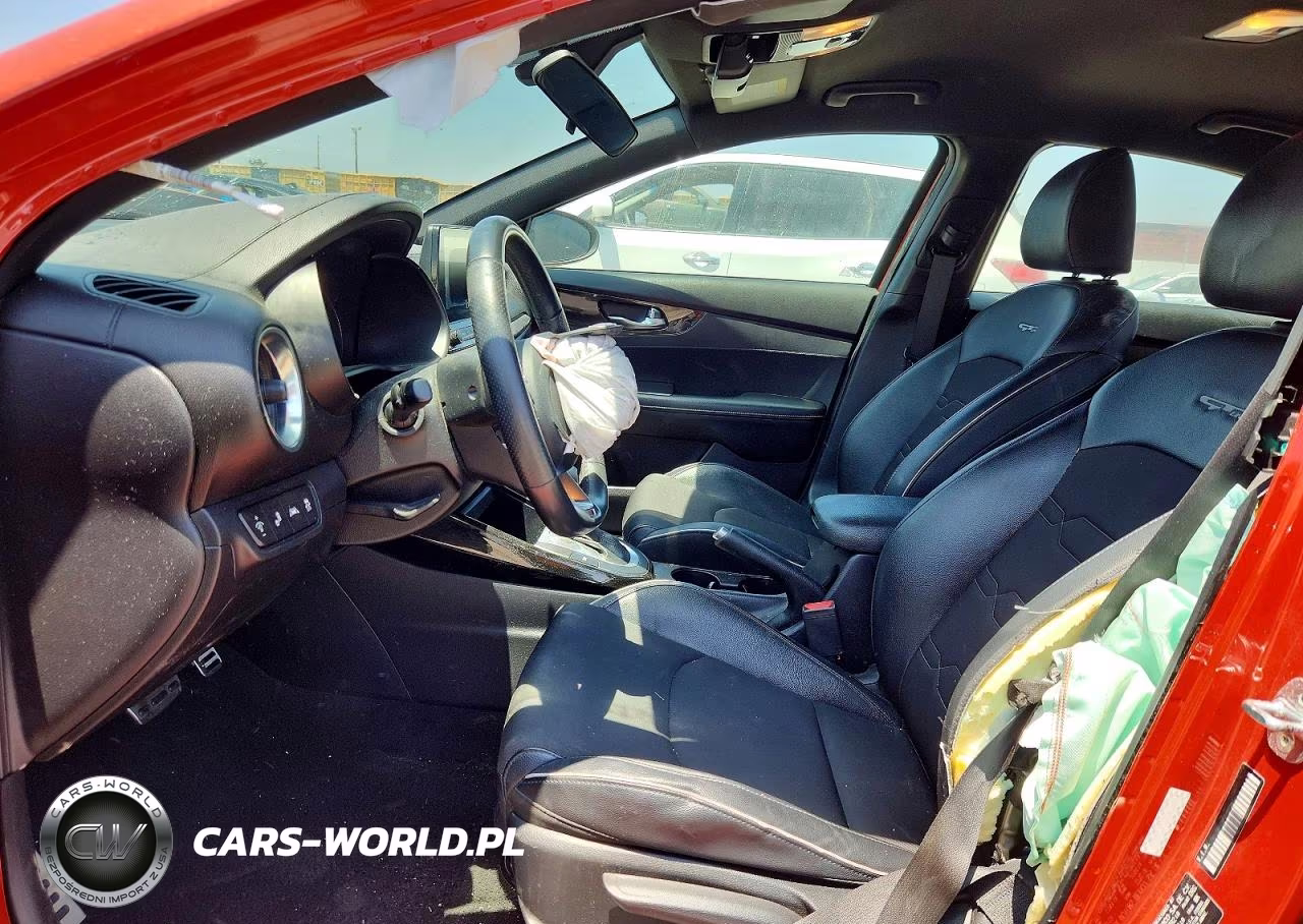 2020 Kia Forte Gt Line VIN:3KPF34AD1LE140080 - 7