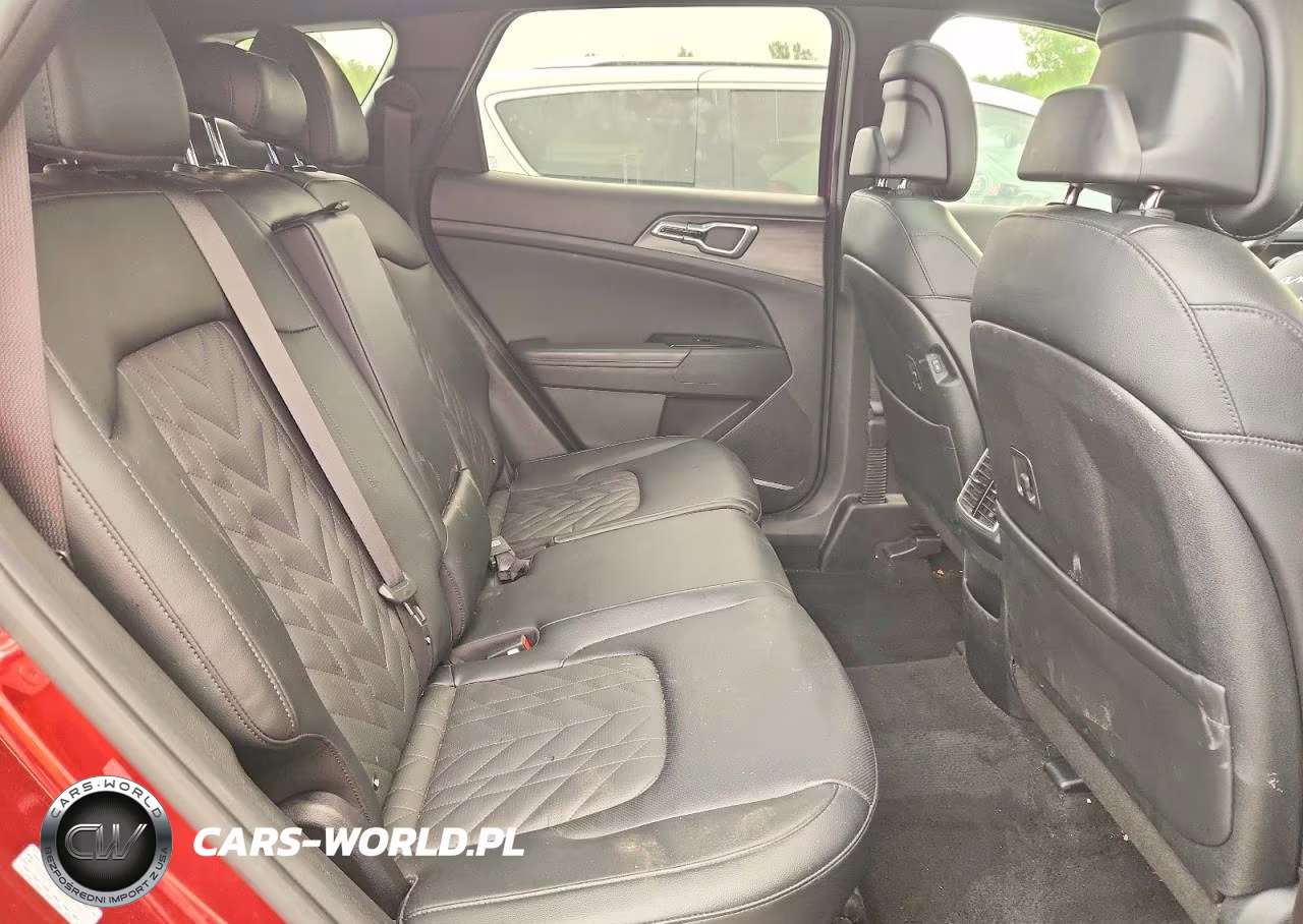 2025 Kia Sportage X Line VIN:5XYK6CDF2SG270917 - 11