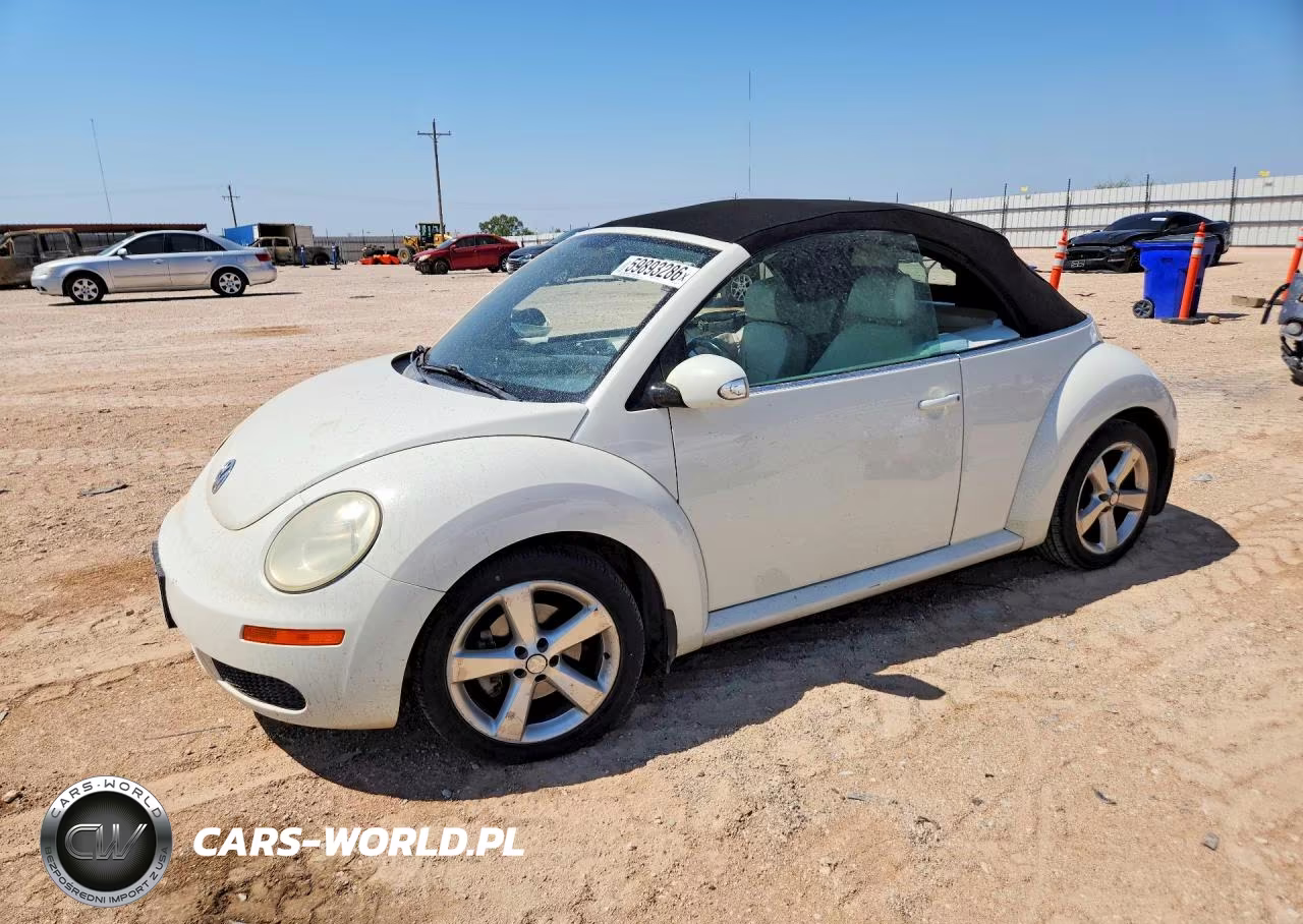 2007 Volkswagen New Beetle Triple White