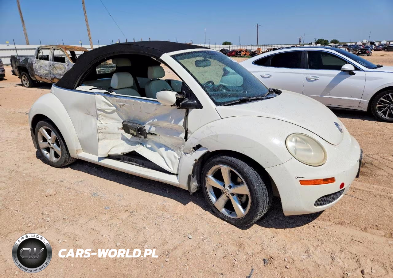 2007 Volkswagen New Beetle Triple White VIN:3VWFF31Y07M416777 - 4