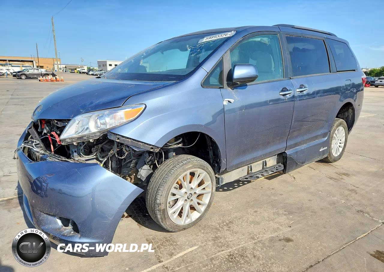 2017 Toyota Sienna Xle 8-Passenger – zdjęcie 1 z 13