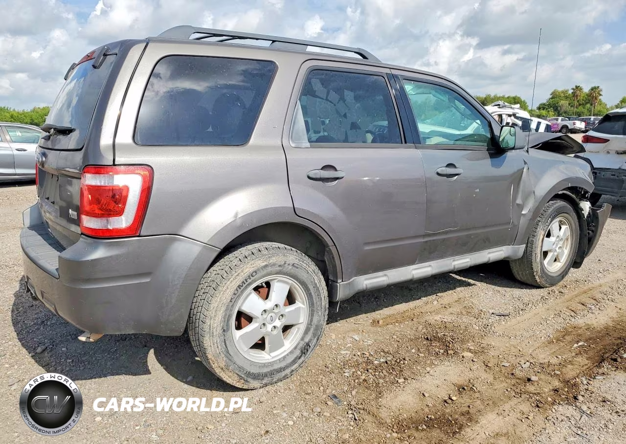 2012 Ford Escape Xlt VIN:1FMCU0DGXCKC43571 - 3