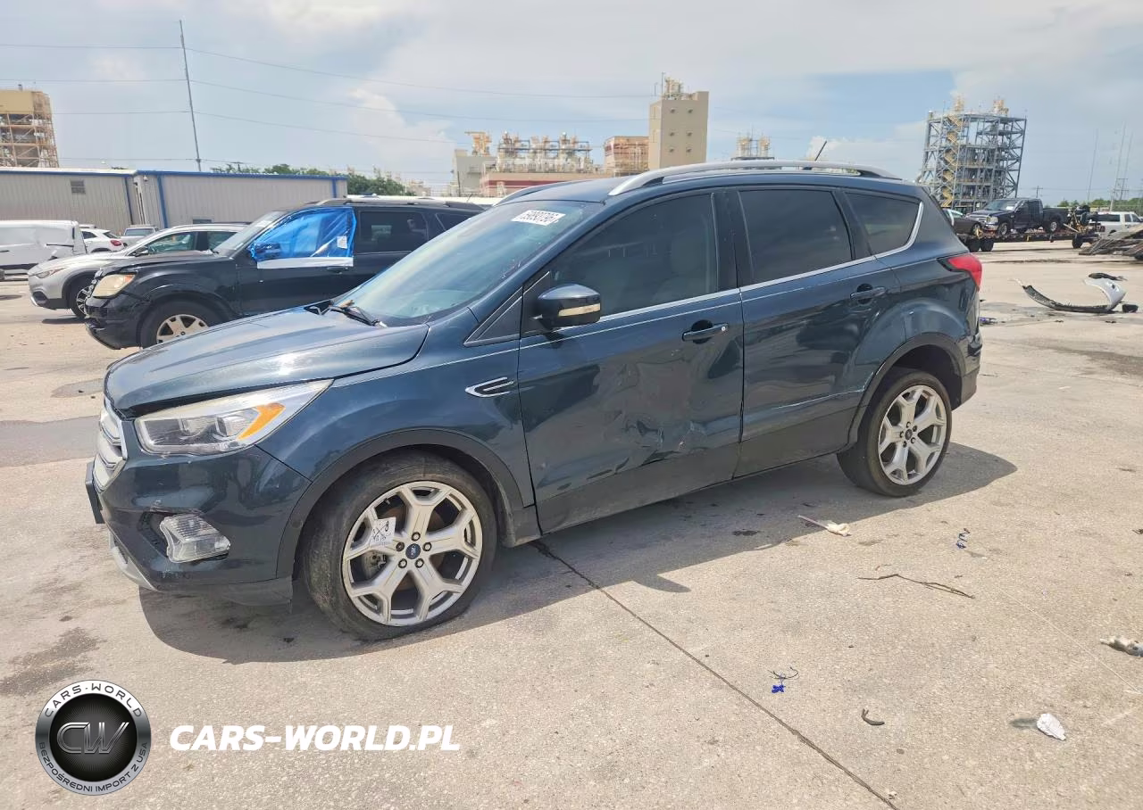 2019 Ford Escape Titanium – zdjęcie 1 z 13