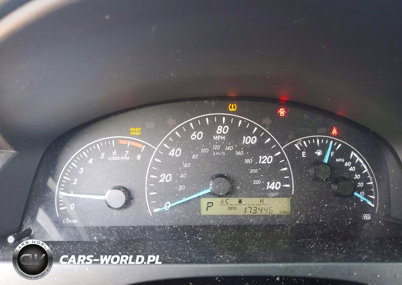 2012 Toyota Camry L VIN:4T1BF1FK2CU605216 - 9
