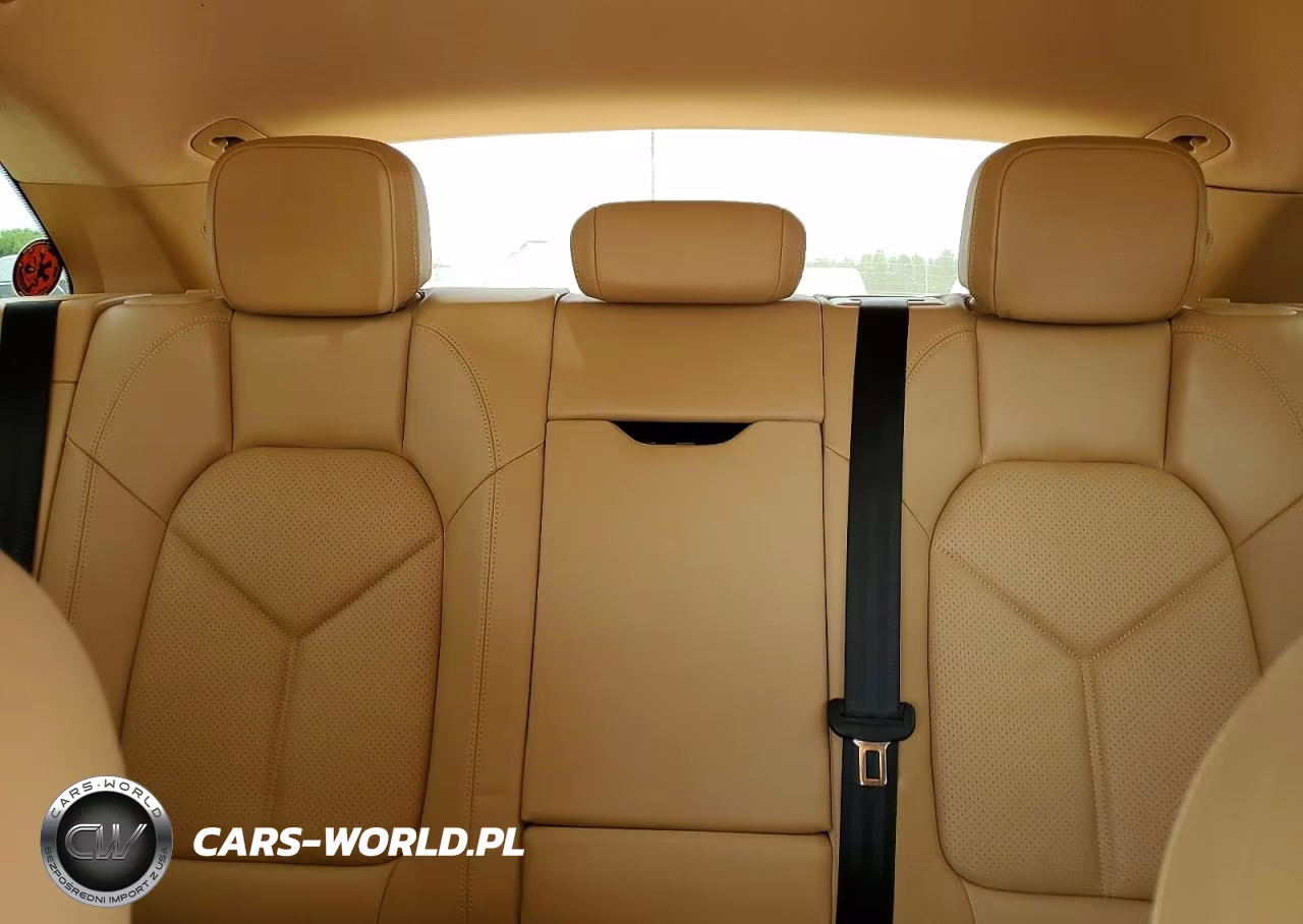 2015 Porsche Macan S VIN:WP1AB2A52FLB52324 - 10