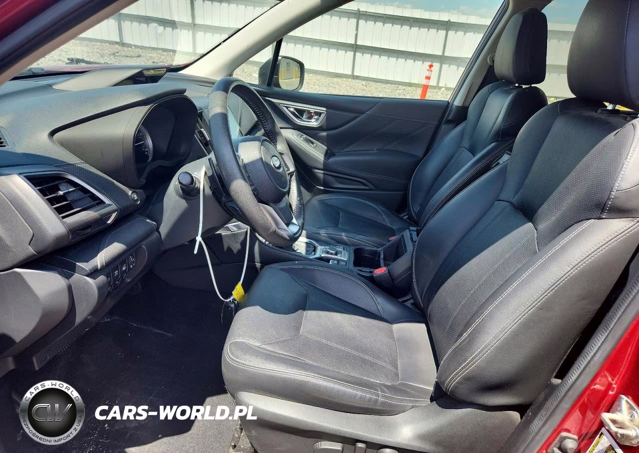 2019 Subaru Forester Touring VIN:JF2SKAWC9KH428181 - 7