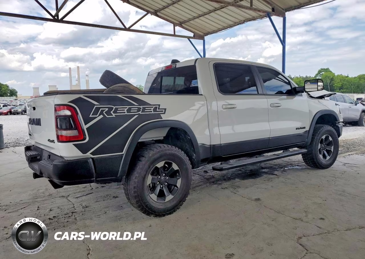 2020 Ram 1500 Rebel VIN:1C6SRFLT2LN230015 - 3