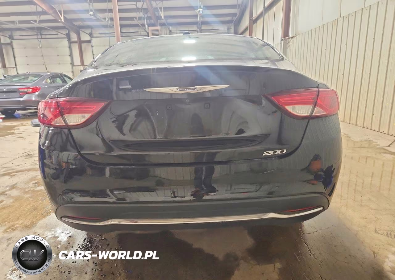 2015 Chrysler 200 Limited VIN:1C3CCCABXFN590729 - 6