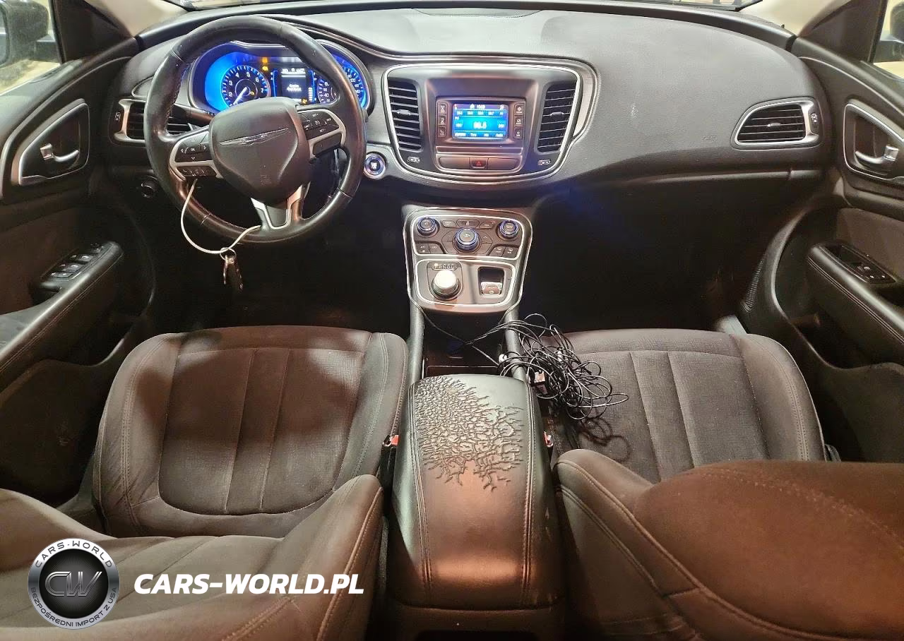 2015 Chrysler 200 Limited VIN:1C3CCCABXFN590729 - 8