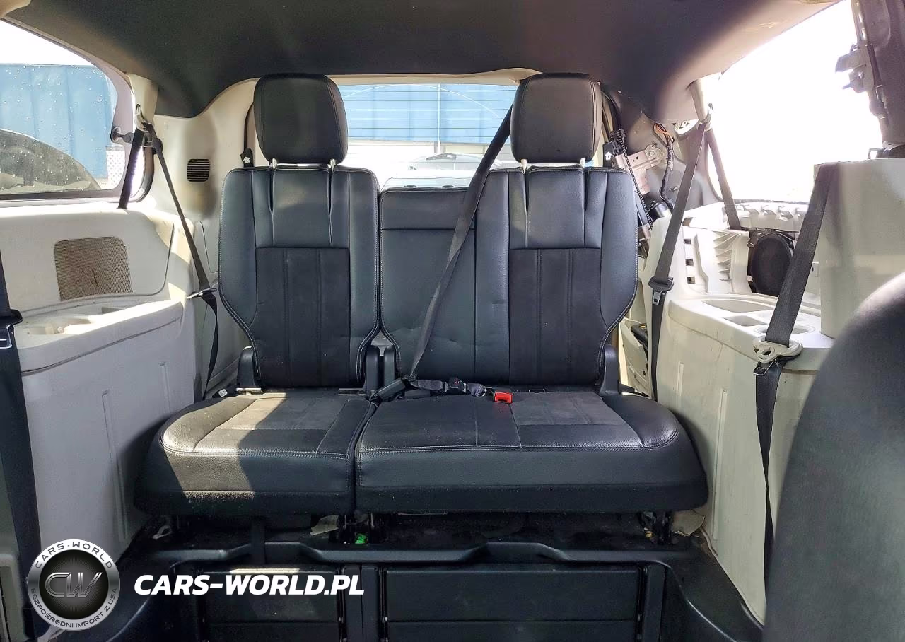 2019 Dodge Grand Caravan Sxt VIN:2C4RDGCG1KR674521 - 10