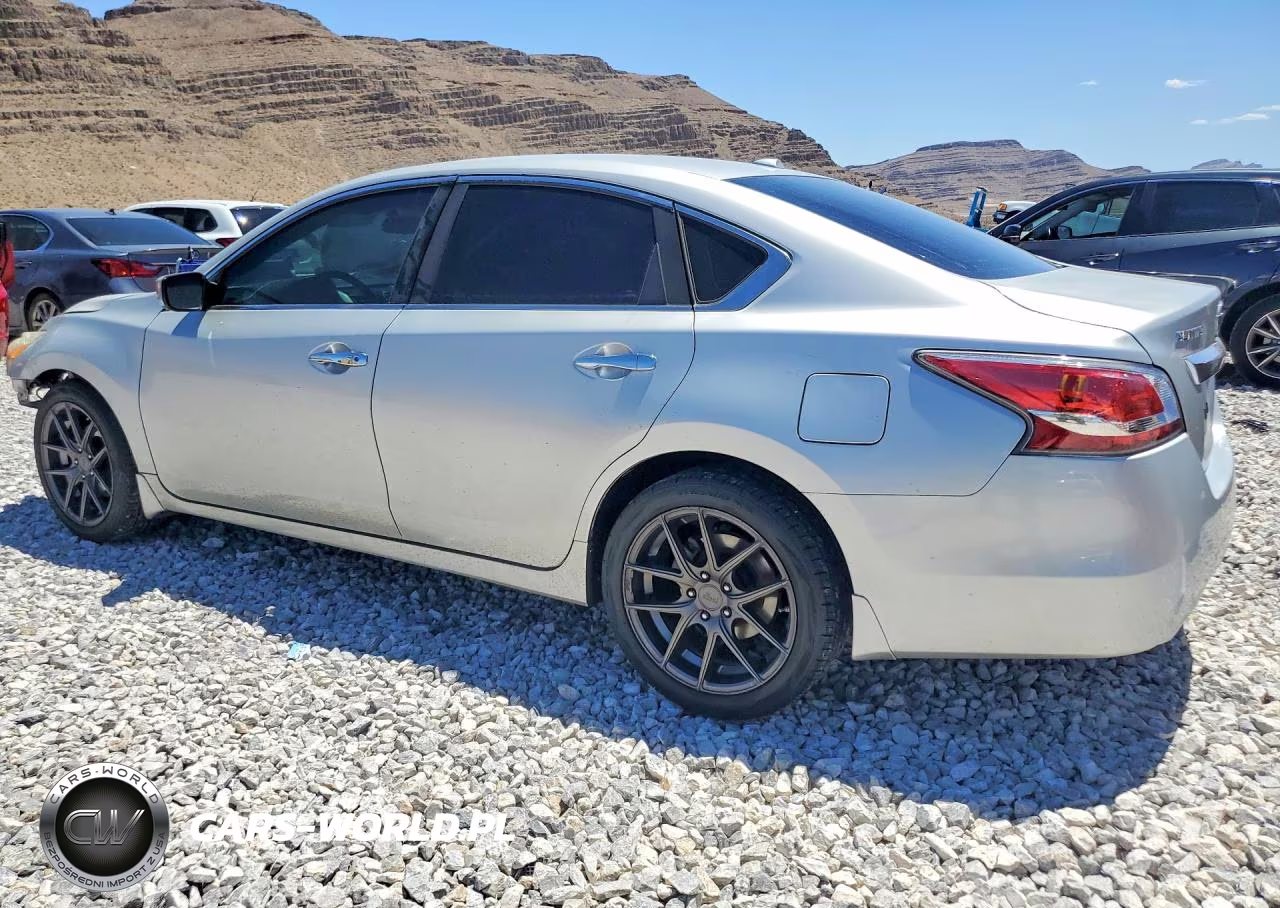 2015 Nissan Altima 2.5 Sv VIN:1N4AL3AP4FC438803 - 2