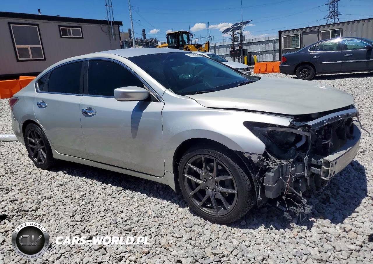 2015 Nissan Altima 2.5 Sv VIN:1N4AL3AP4FC438803 - 4
