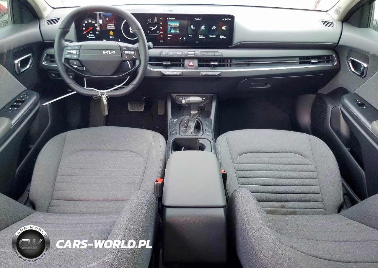 2025 Kia K4 Ex VIN:3KPFU4DE1SE196875 - 8