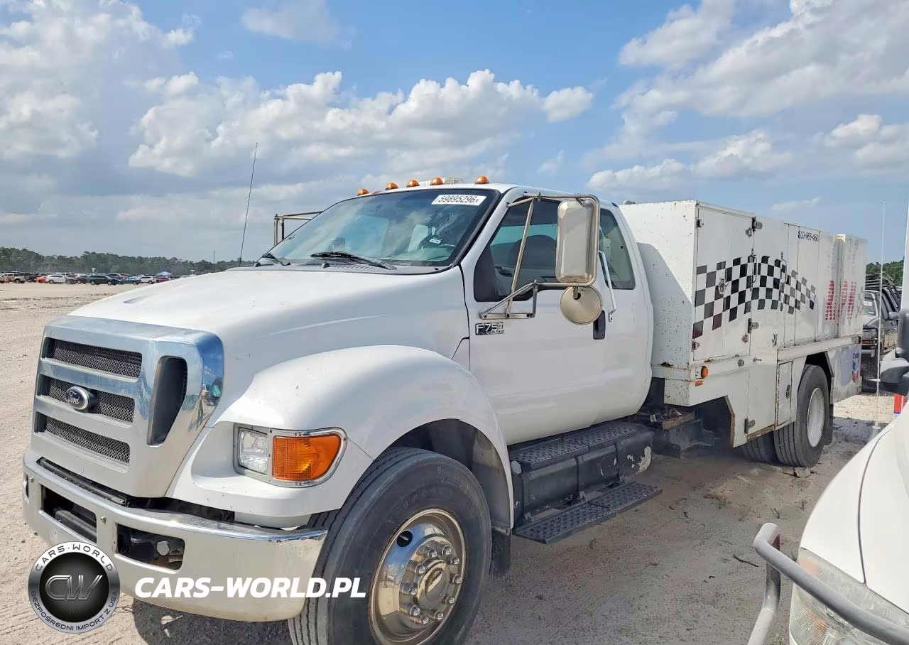 2012 Ford F750 Super Duty – zdjęcie 1 z 12