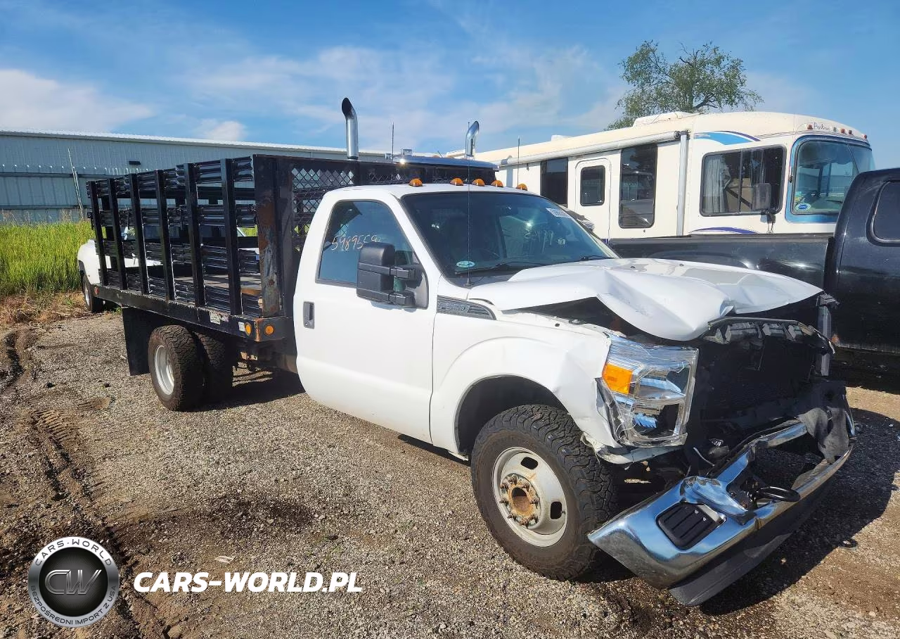 2015 Ford F350 Super Duty VIN:1FDRF3G65FEC73198 - 4